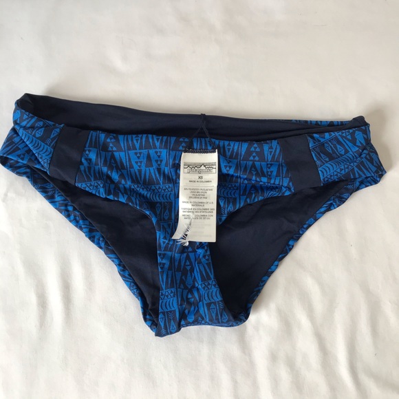 Patagonia Bikini Bottoms blue and black pattern XS NWOT - Picture 2 of 8